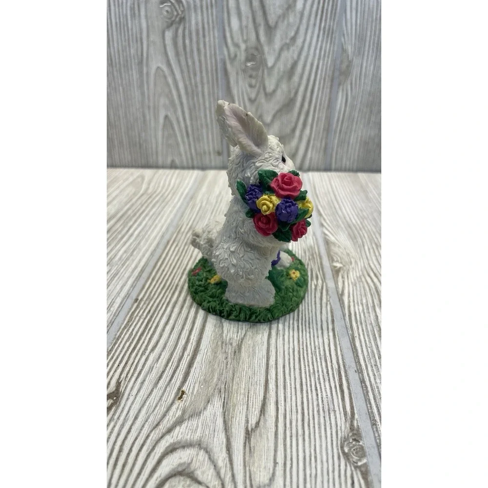 VTG Easter Bunny Shelf Sitter Rabbit Ceramic Head Hands + Ceramic Bunnies Figure